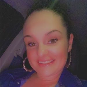 Meet your Posher, Brandi